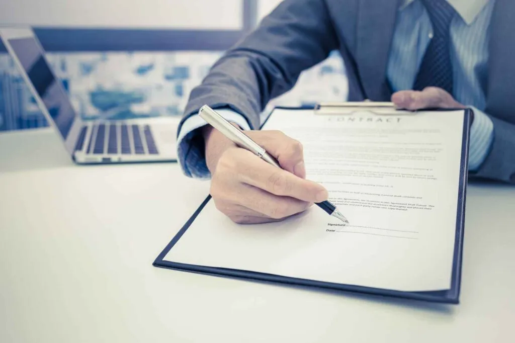 فسخ قرارداد پیش فروش آپارتمان