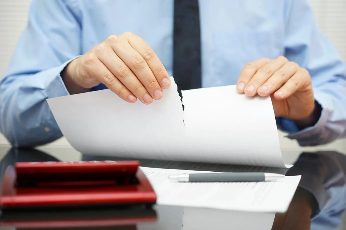 فسخ قرارداد پیش فروش آپارتمان