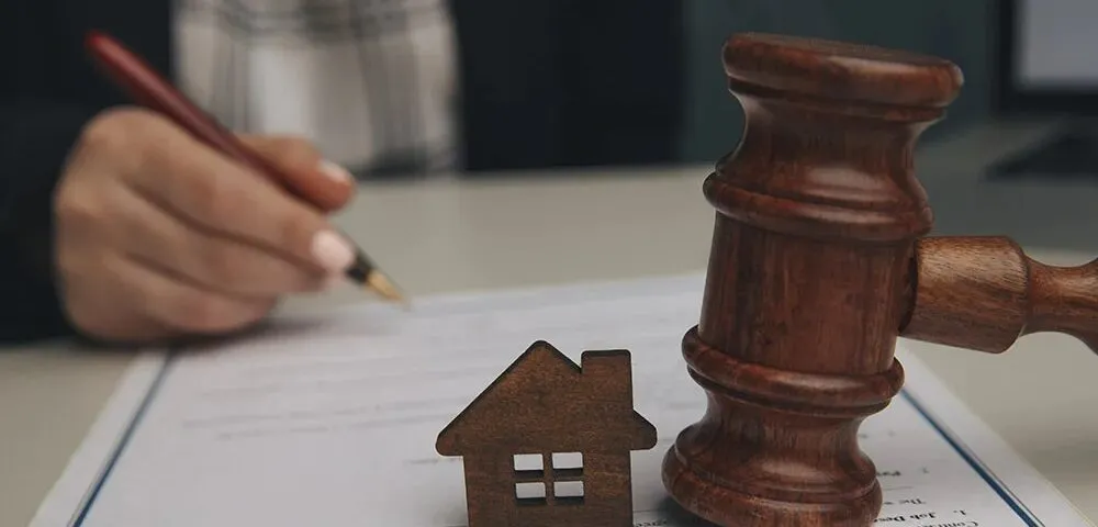 توقیف ملک | وکیل توقیف ملک